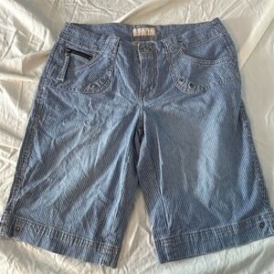 Personal Identity Women's Vintage Striped‎ Bermuda Shorts Blue Size 30